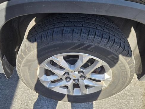 Used 2018 Chevrolet Traverse LT FWD image 8