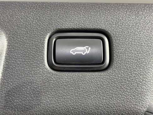 Used 2023 Kia Sportage SX FWD image 39