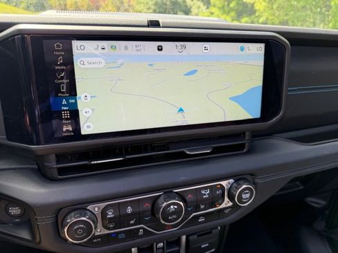 Used 2024 Jeep Wrangler Unlimited Rubicon 4xe w/ Capability Package image 21