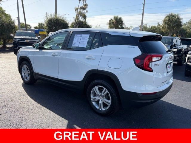 Used 2024 GMC Terrain SLE AWD/4WD image 4