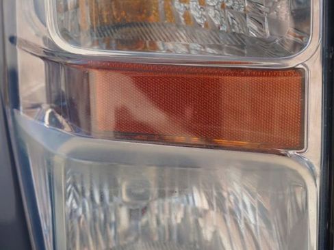 Used 2010 Ford F350 Lariat image 11