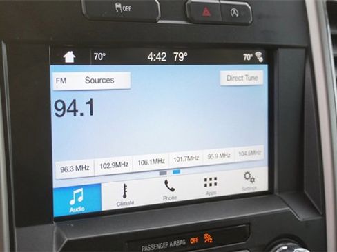 Used 2019 Ford F150 Lariat image 21