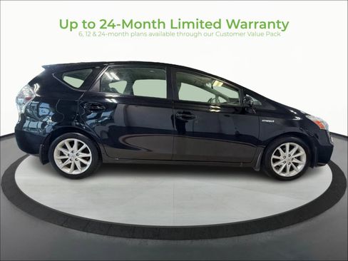 Used 2014 Toyota Prius V Five FWD image 8