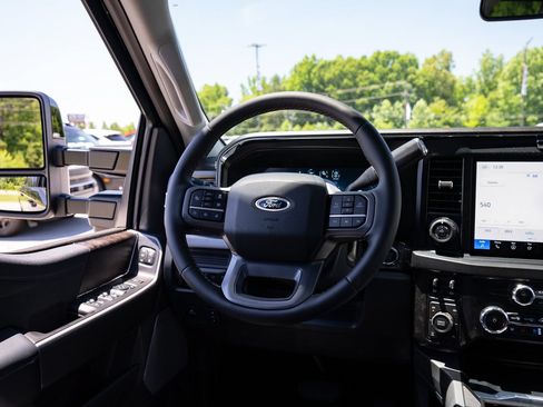 New 2026 Ford F350 Lariat w/ Black Appearance Package AWD/4WD image 37