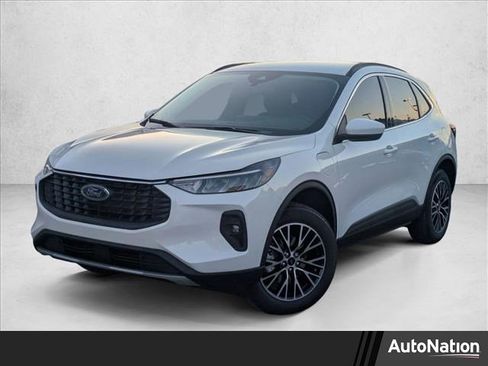 New 2026 Ford Escape SE image 1