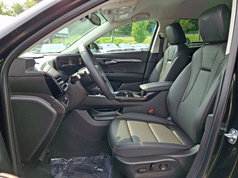 Used 2025 Buick Envision Preferred AWD/4WD image 14