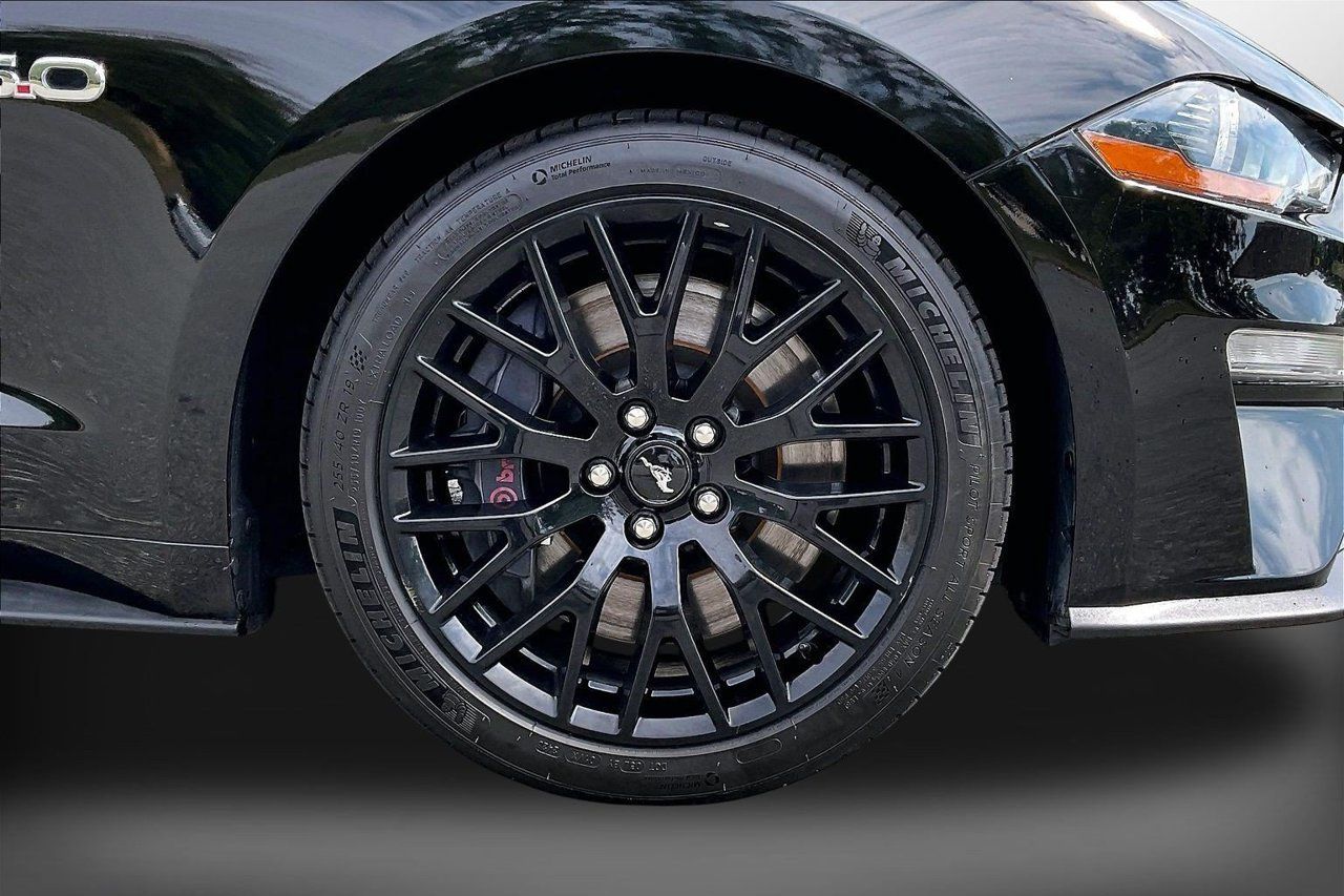 Used 2020 Ford Mustang GT w/ GT Performance Package RWD image 31