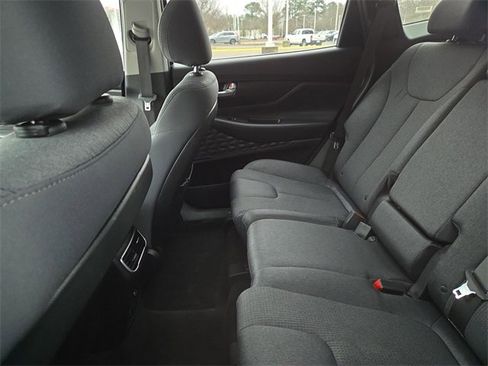 Used 2023 Hyundai Santa Fe SEL image 9
