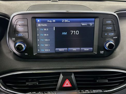Used 2019 Hyundai Santa Fe SE AWD/4WD image 16