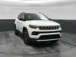 Used 2024 Jeep Compass Limited video 2