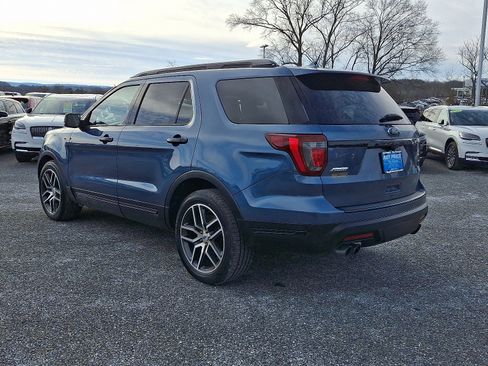 Used 2018 Ford Explorer Sport w/ Equipment Group 401A image 4