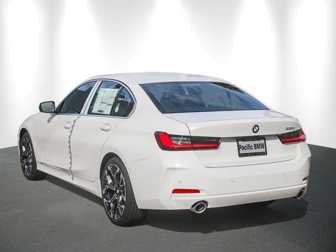 New 2026 BMW 330i Sedan RWD image 4
