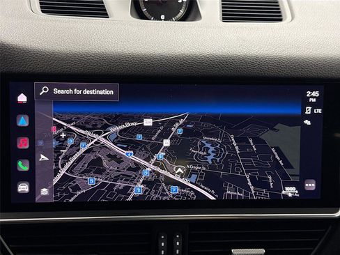 Used 2022 Porsche Cayenne Platinum Edition image 14