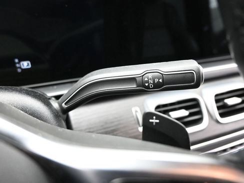 Used 2023 Mercedes-Benz GLE 350 4MATIC w/ Premium Package image 14