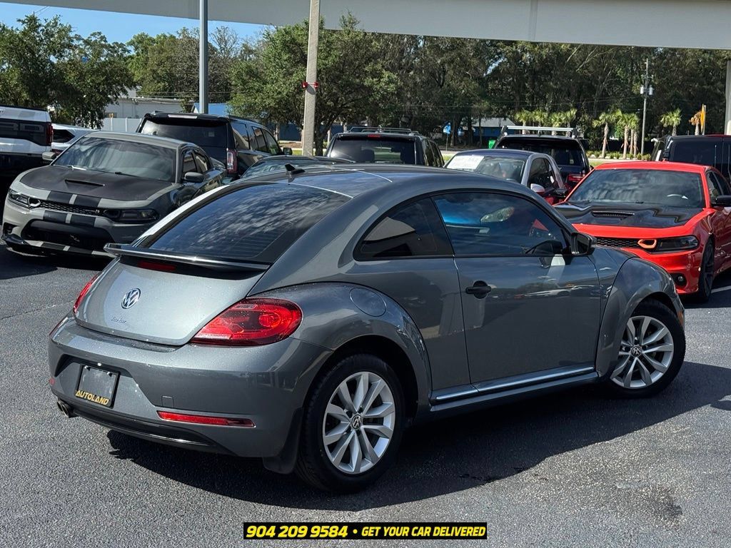 Used 2017 Volkswagen Beetle 1.8T Classic FWD image 7