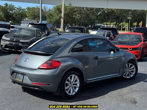 Used 2017 Volkswagen Beetle 1.8T Classic FWD image 7