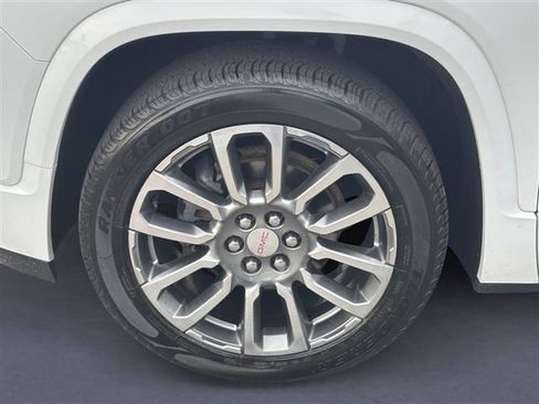 Used 2023 GMC Acadia Denali AWD/4WD image 14