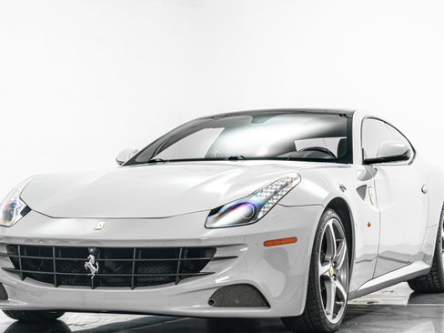 Used 2014 Ferrari FF AWD/4WD image 5