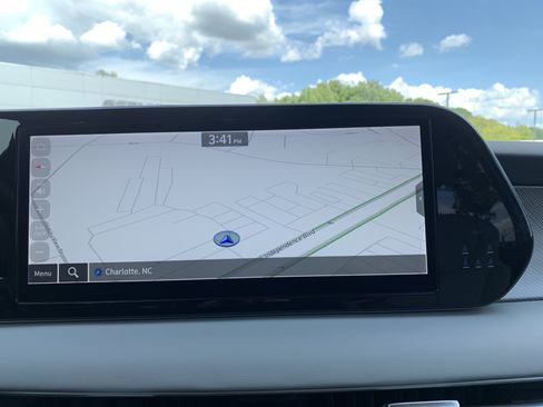Used 2025 Hyundai Palisade SEL FWD image 24
