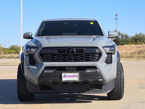 Used 2024 Toyota Tacoma TRD Off-Road AWD/4WD image 2