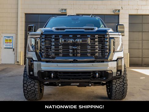 Used 2025 GMC Sierra 2500 Denali Ultimate image 4