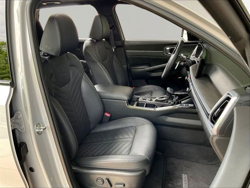 Used 2025 Kia Sorento SX Prestige AWD/4WD image 30