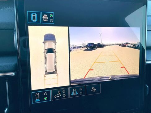 Used 2025 GMC Yukon Denali image 27