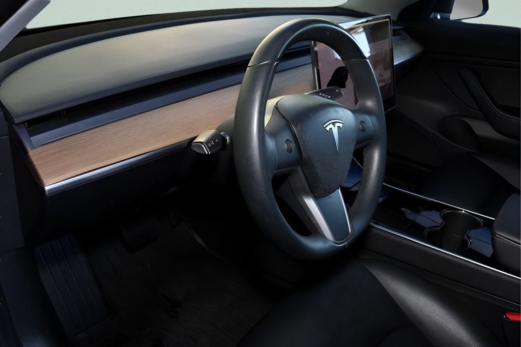 Used 2019 Tesla Model 3 Standard Range Plus RWD image 19