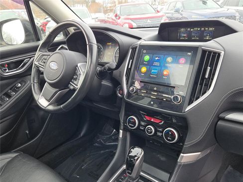 Used 2019 Subaru Forester Limited image 9