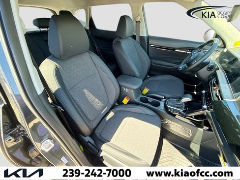 New 2026 Kia Seltos S image 14