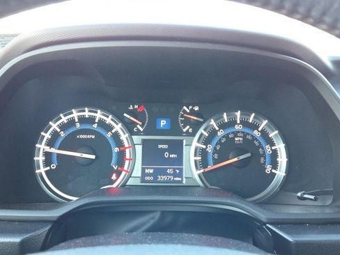 Used 2019 Toyota 4Runner Limited image 25