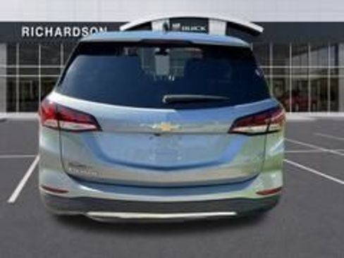 Used 2023 Chevrolet Equinox LT FWD image 8