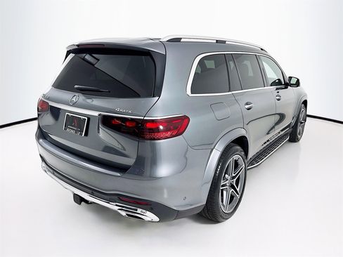 Used 2026 Mercedes-Benz GLS 450 4MATIC image 8