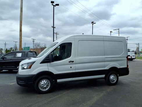 Used 2020 Ford Transit 250 Medium Roof AWD image 2