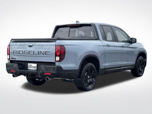 Used 2025 Honda Ridgeline Black Edition image 7