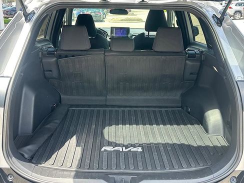 Certified 2025 Toyota RAV4 SE AWD/4WD image 12