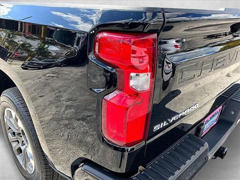 Certified 2024 Chevrolet Silverado 1500 High Country image 29