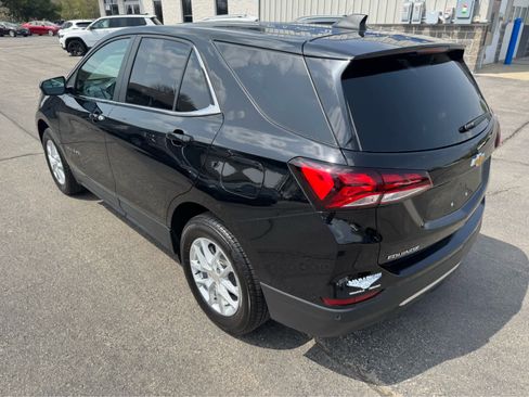 Used 2023 Chevrolet Equinox LT w/ Driver Convenience Package image 5