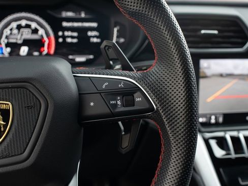 Used 2019 Lamborghini Urus image 34