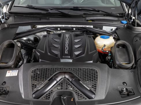 Used 2017 Porsche Macan GTS image 46