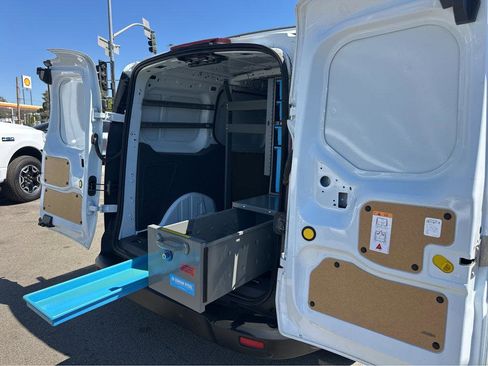 Used 2019 Ford Transit Connect XL image 40