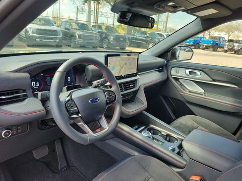 Used 2025 Ford Explorer ST w/ Sun And Sound Package image 7