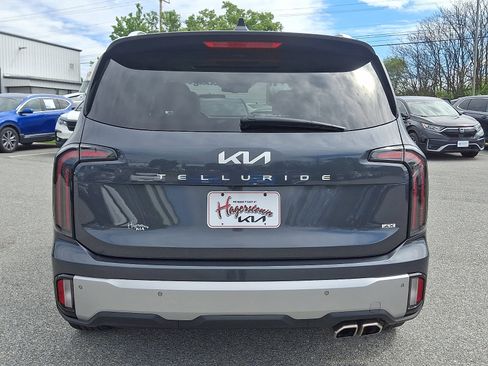 Certified 2023 Kia Telluride EX w/ EX Captain's Chair Package AWD/4WD image 5