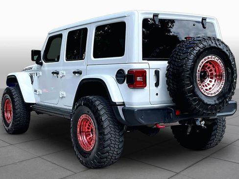 Used 2020 Jeep Wrangler Unlimited Rubicon w/ LED Lighting Group AWD/4WD image 11