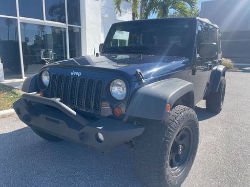 Used 2013 Jeep Wrangler Unlimited Sport image 34