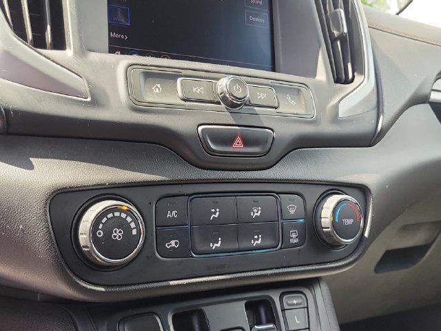Used 2020 GMC Terrain SLE w/ Elevation Edition FWD image 24