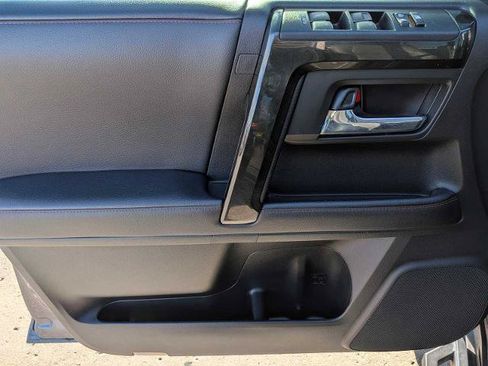 Used 2023 Toyota 4Runner TRD Off-Road Premium w/ Moonroof Package AWD/4WD image 15