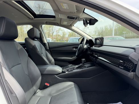 Used 2023 Honda Accord EX-L image 14