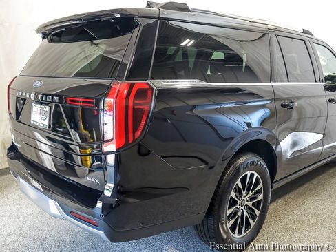 Certified 2025 Ford Expedition Max Platinum AWD/4WD image 9