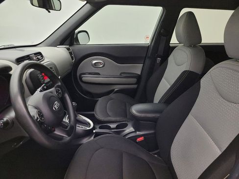 Used 2015 Kia Soul + FWD image 17